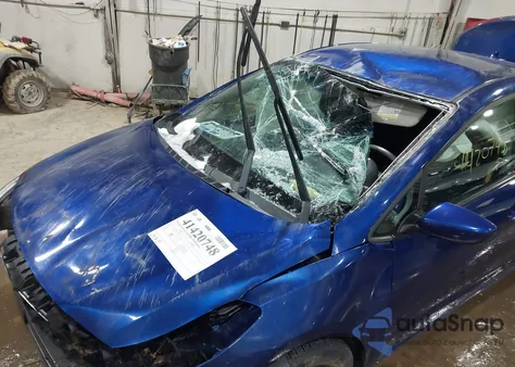 2018 Kia Forte Lx z USA, uszkodzony, nr VIN 3KPFK4A74JE258375